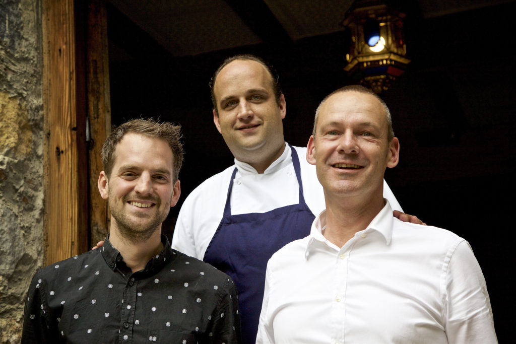 eigenaren Castillo de Monda - vlnr Maryn Gerrits, Jaap Schaafsma, Arjan van de Vrande